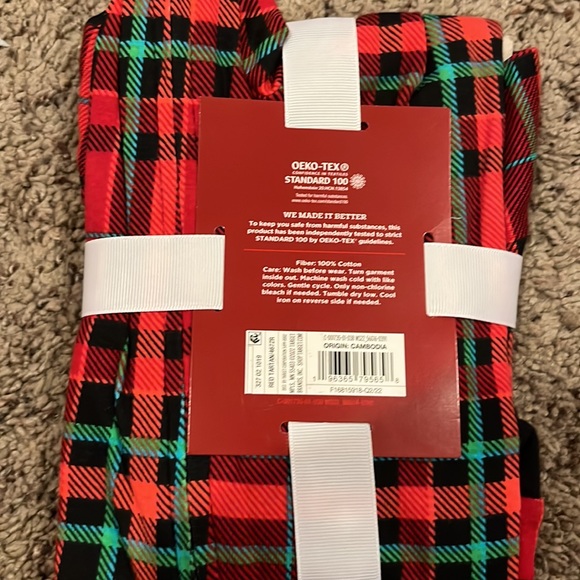 New 6-9 months adorable one piece - Picture 2 of 2